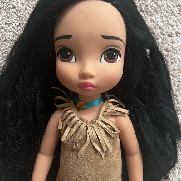 Pocahontas Disney Animated Collectors Doll - Picture 3 of 3